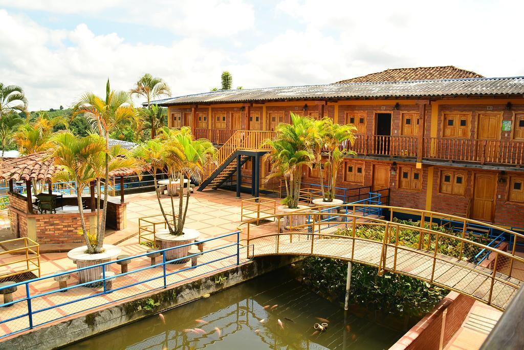 Hotel Campestre Las Bailarinas Armenia  Exteriör bild